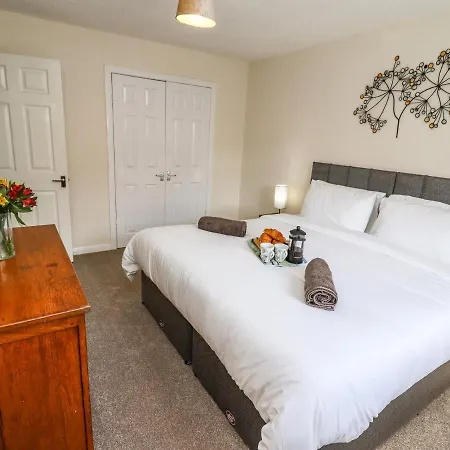 Hotel April